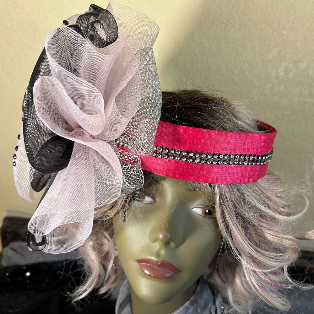 Elegant Pink and Black Headband with Floral Accent